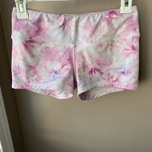FLEO workout shorts